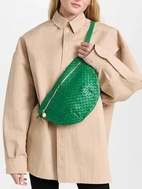 LIKE NEW CLARE V GRANDE FANNY BAG - GRASS WOVEN CHECKER LEATHER